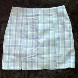 Romwe blue plaid mini!